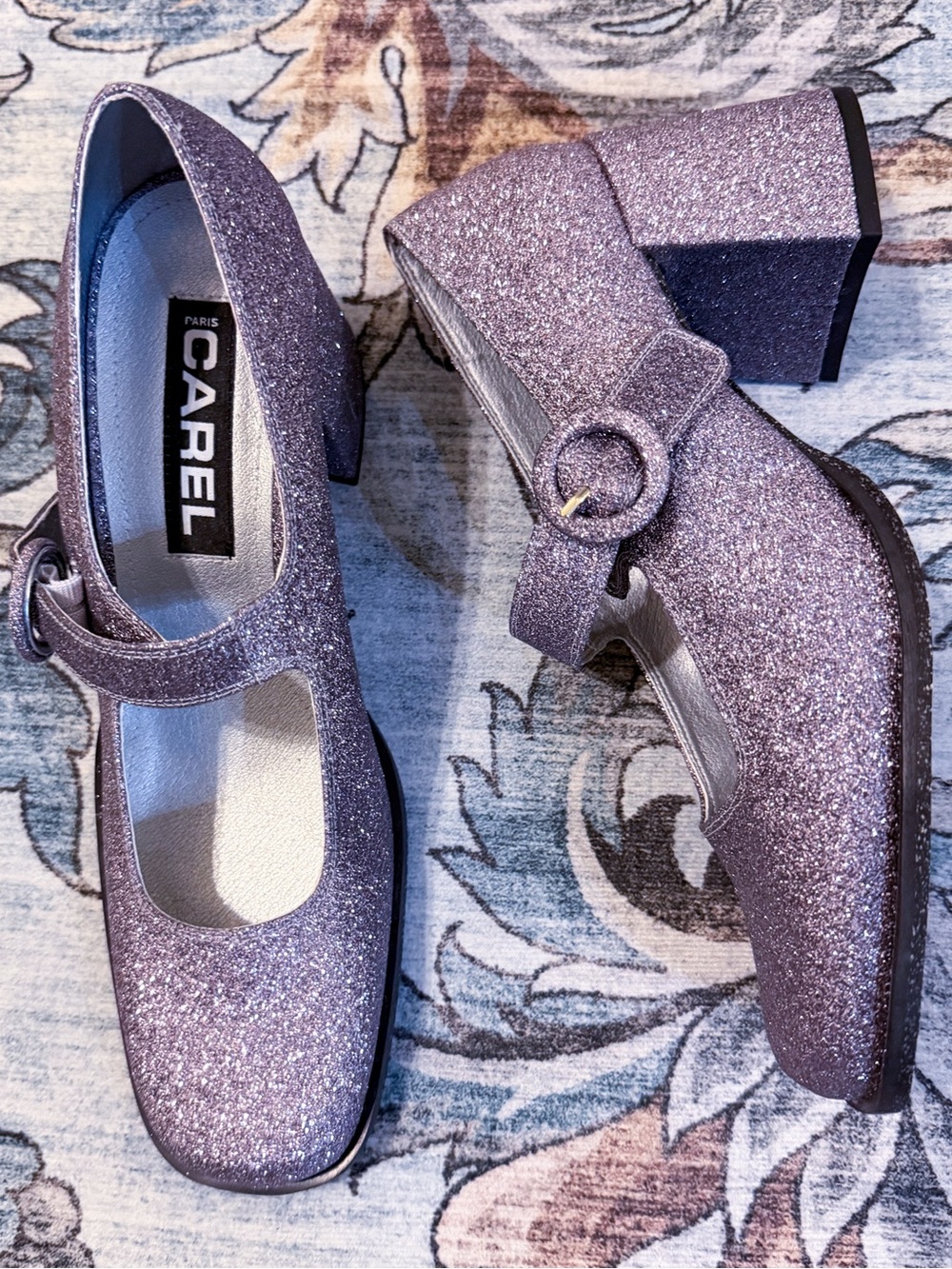 Brand New! Carel Paris super sparkly glitter leather mauve mary janes